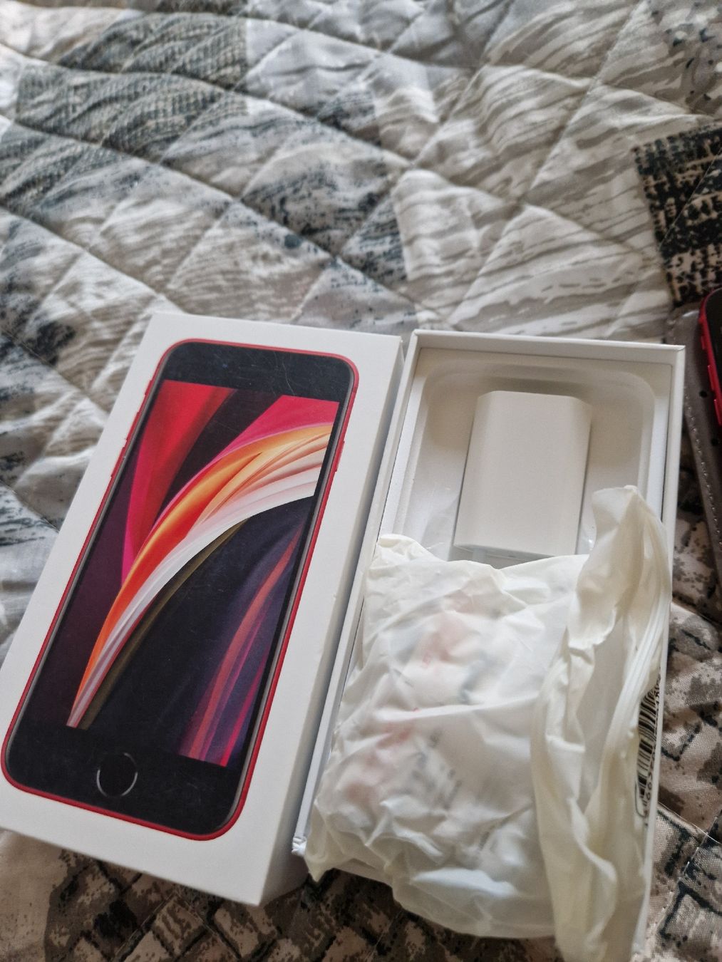 Apple Telefoni cellulari / Smartphones: iphone SE 128GB in rot – Difettoso da Amriswil venduto da Bb810 1