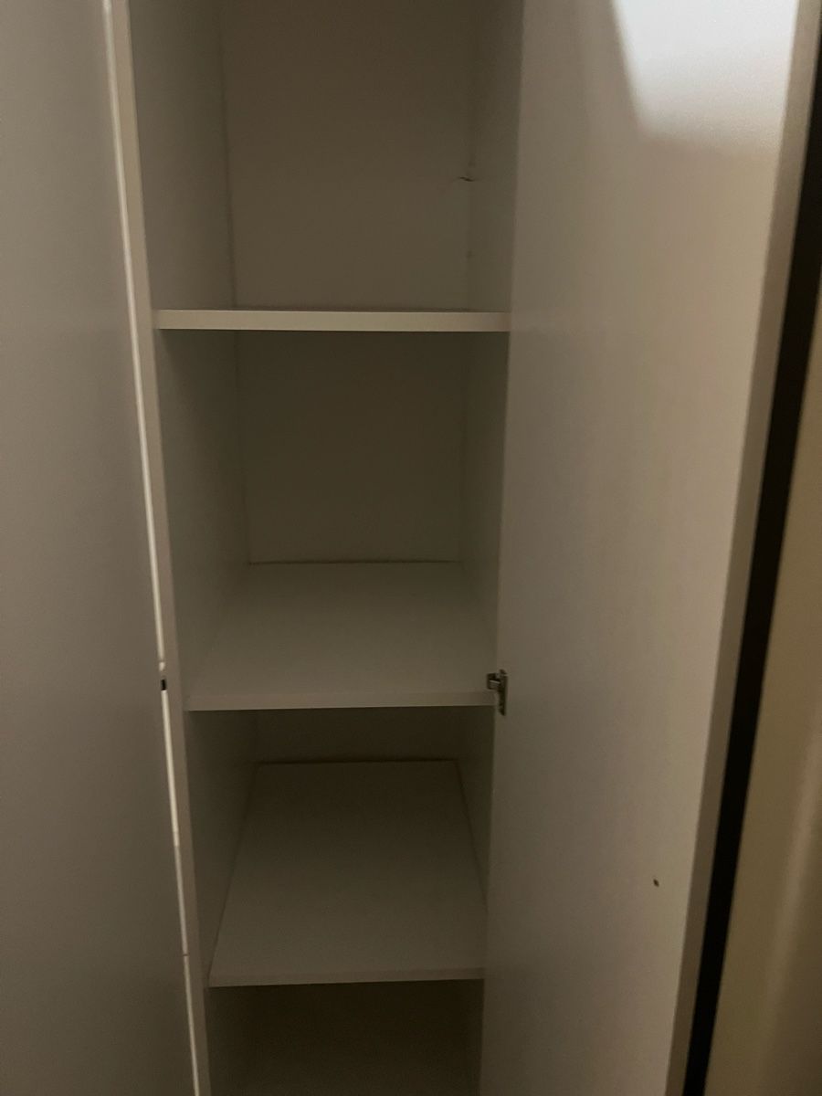 Ikea Porte manteau: IKEA KLEPPSTAD WARDROBE – D'occasion à Zug par anj_6wf5 5