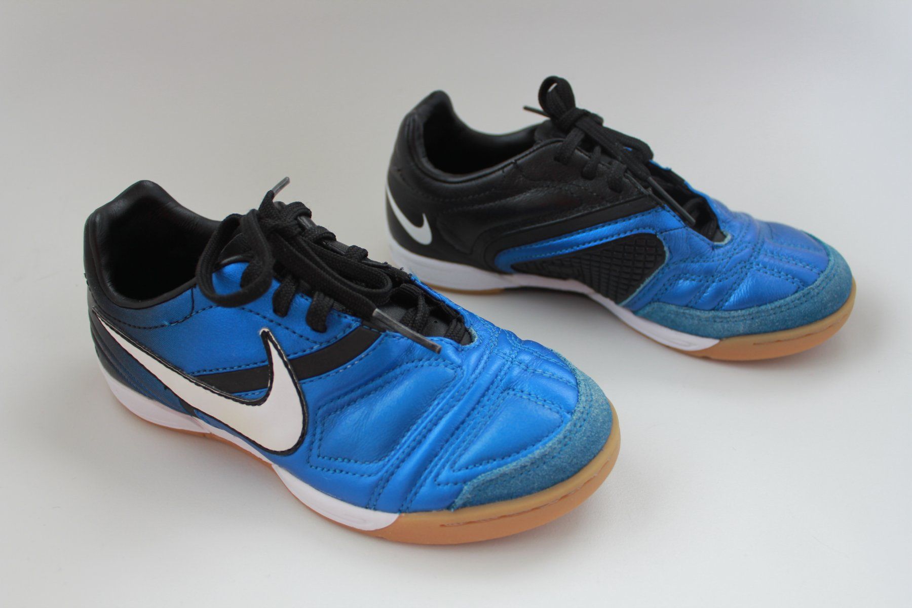 Nike Chaussures garçon: Baskets Nike t. 30 – D'occasion à Peseux par Gilloss 2