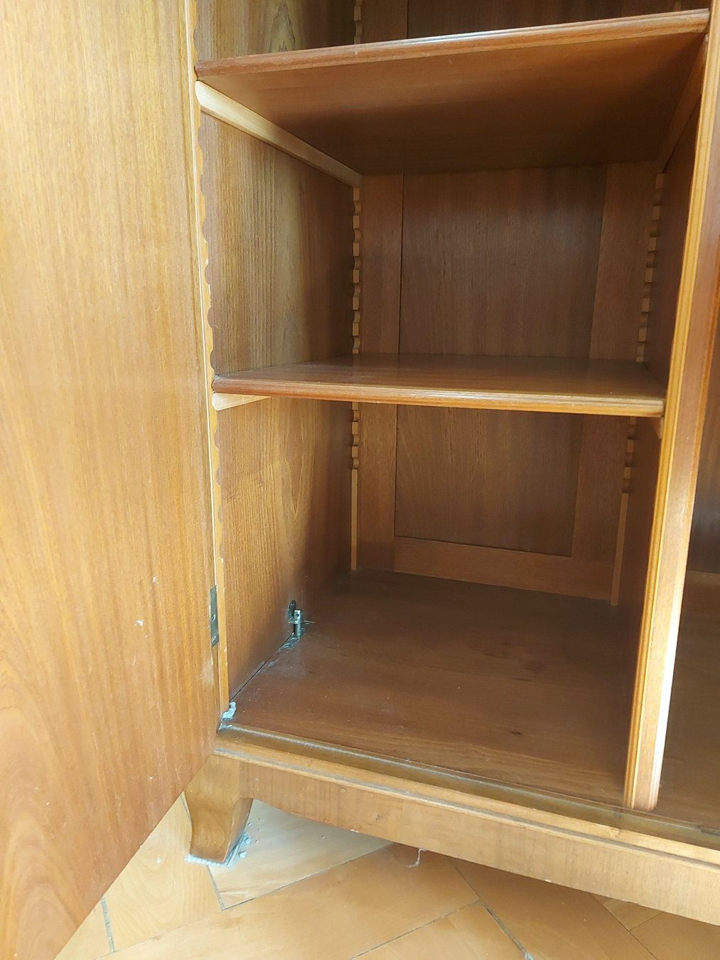 Armadi: Kleiderschrank, vollholz, Schweizer Fabrikat – Usato da Zürich venduto da Linuxer 3
