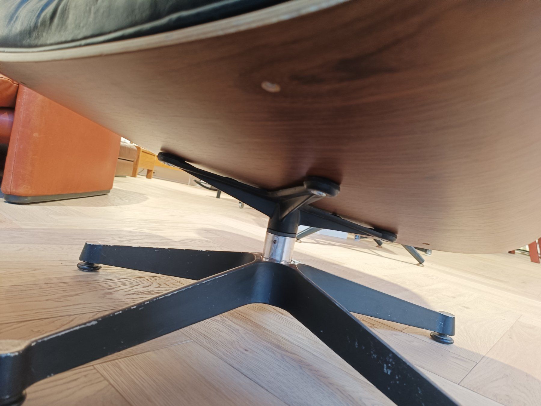Poltrone: Eames lounge chair vintage Palisander – Usato da Zürich venduto da style-and-design.zh 6