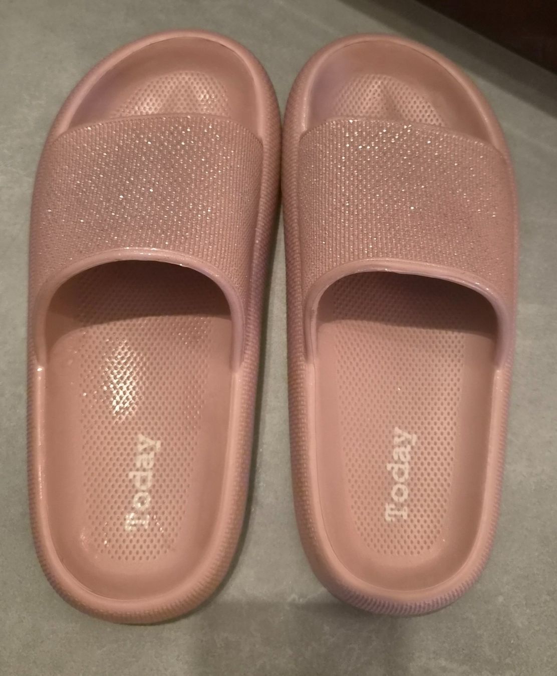 Scarpe da donna: Badeschlappen Gösse 37 – Nuovo (secondo la descrizione) da Itingen venduto da Claudia.E