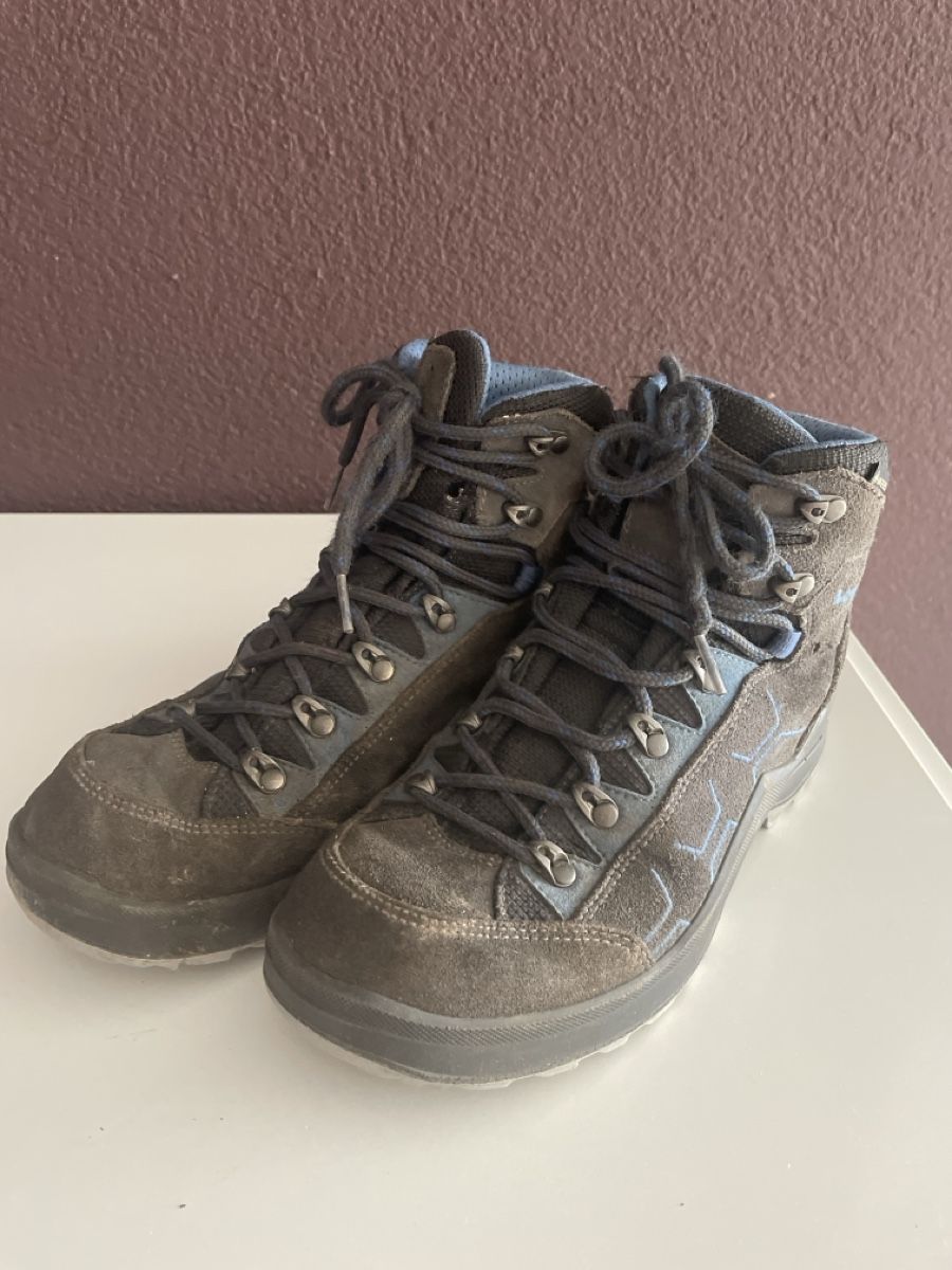 Lowa Schuhe für Jungen: Wanderschuh Lowa Gr 38 – Gebraucht aus Kriens von boramisch