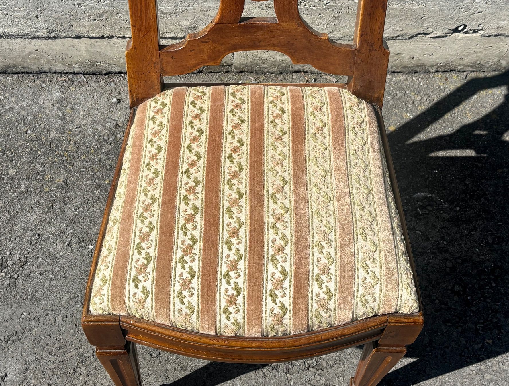 Sedie: Original antiker Biedermeier Stuhl mit Polster – Usato da Lüchingen venduto da Eeizo 4