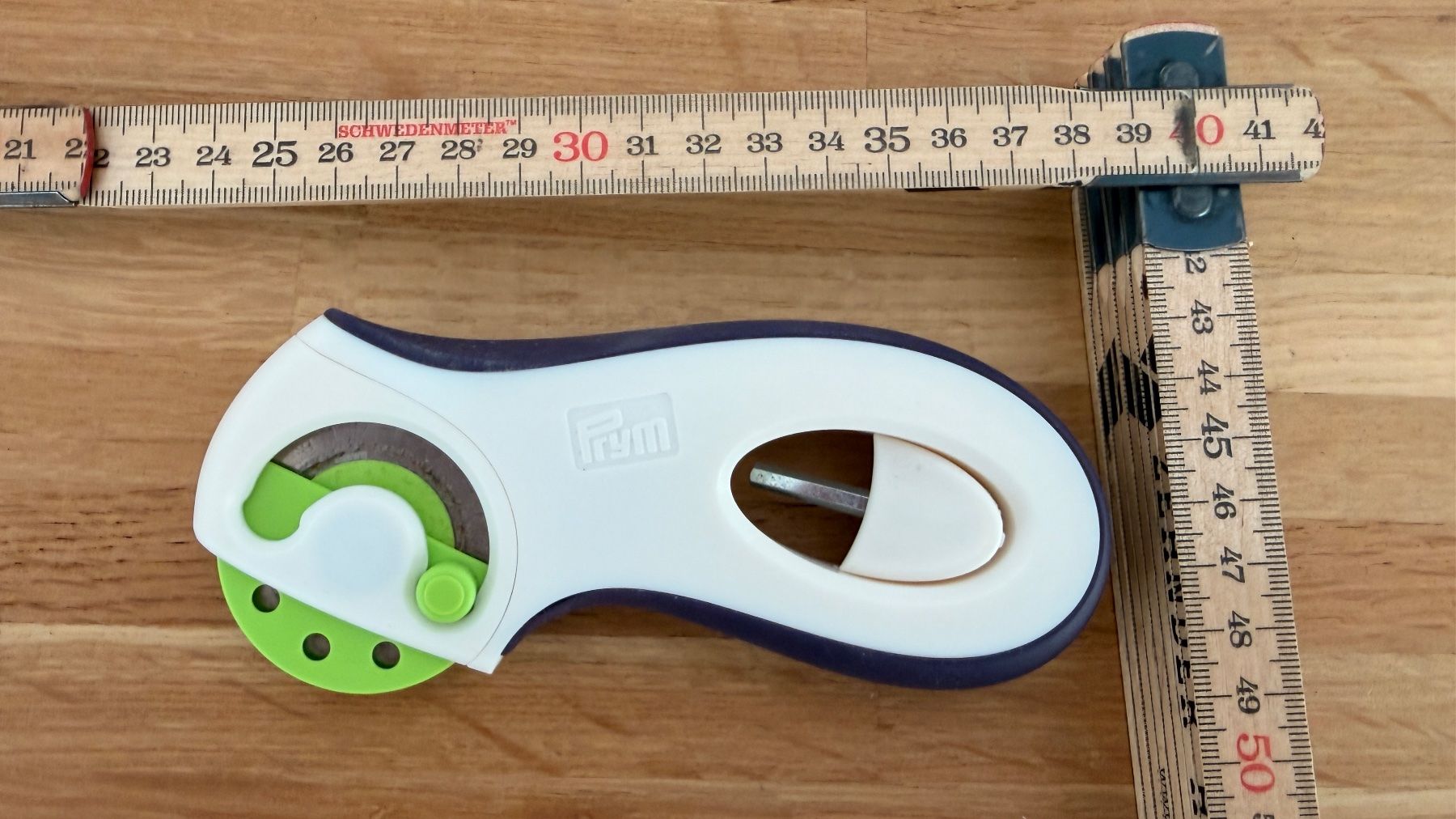 Macchine da cucire: PRYM Rollschneider ergonomics 45 mm – Usato da Winterthur venduto da Secondhand-Family 5