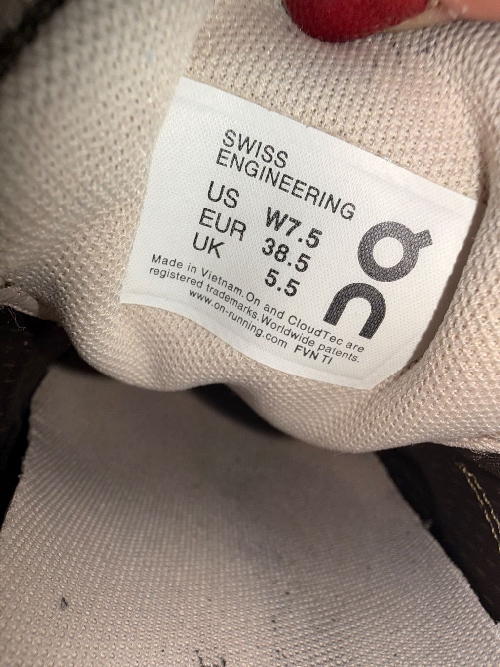 On Damenschuhe: On Sneaker Damen, Grösse 38.5 – Gebraucht aus Einsiedeln von Baba038 2