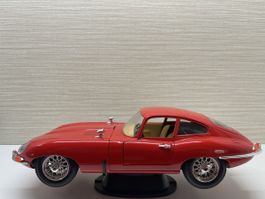 Jaguar E-Type Coupe, rot, Burago, Skala 1:18, Top Zustand!