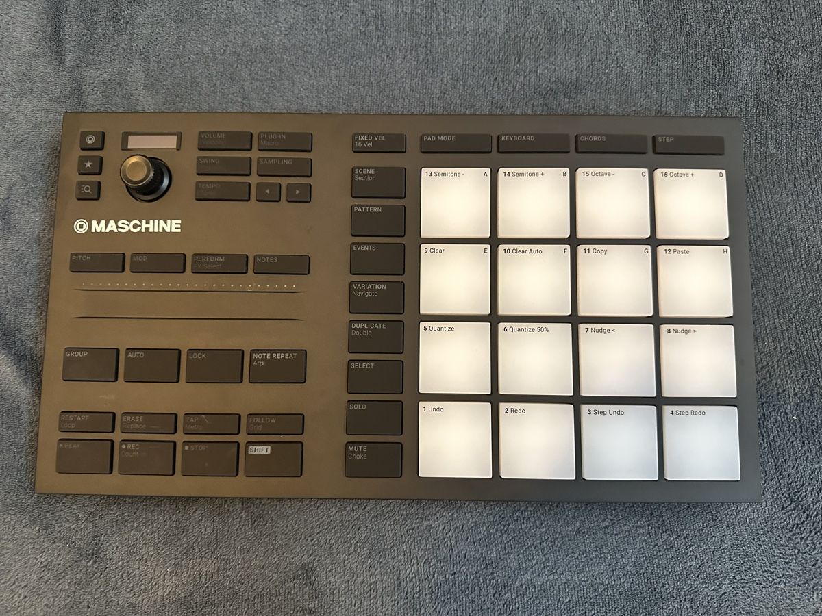 Sistema di controllo: Maschine Mikro Native-Instruments – Nuovo e nell'imballaggio originale da Münchringen venduto da Yaleh