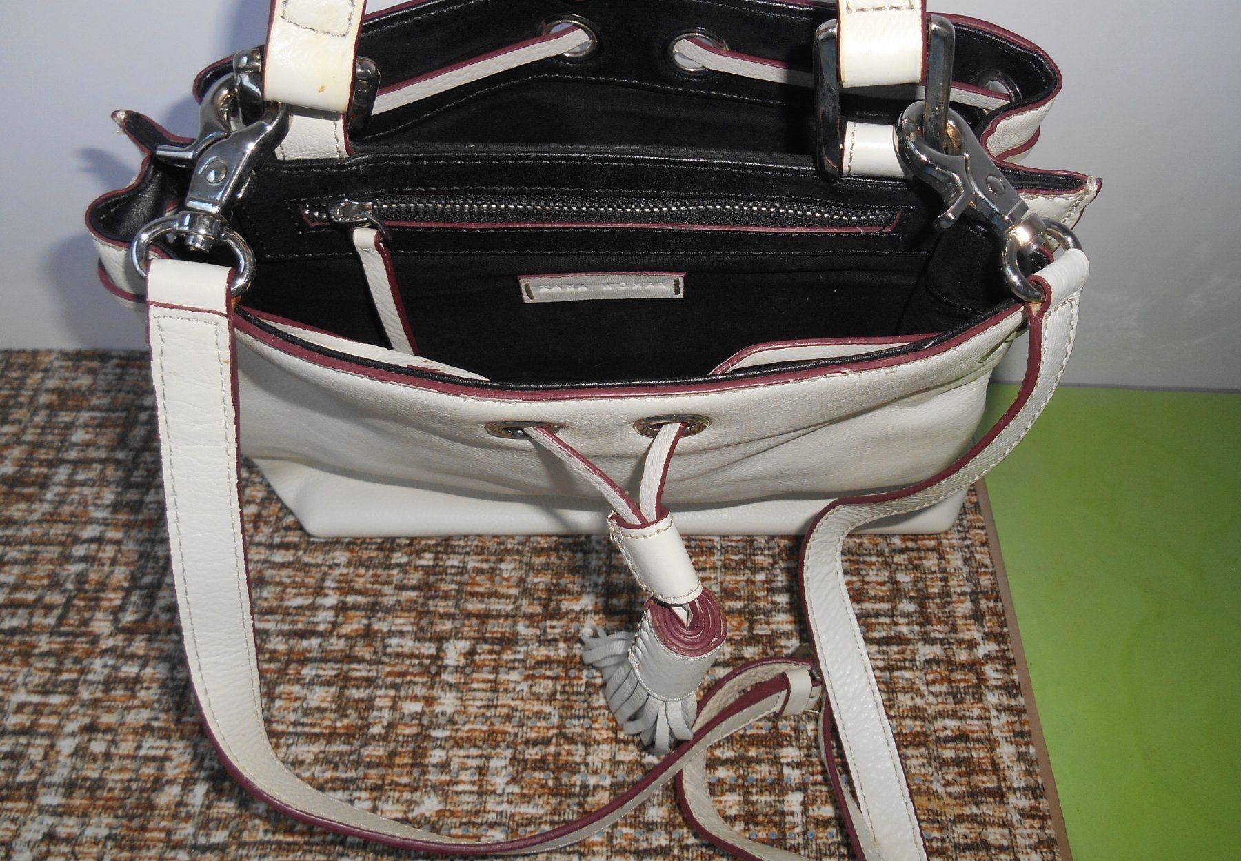 Zara Borse da donna: ZARA Leder Handtasche/Umhängetasche – Usato da Basel venduto da Birs868 4