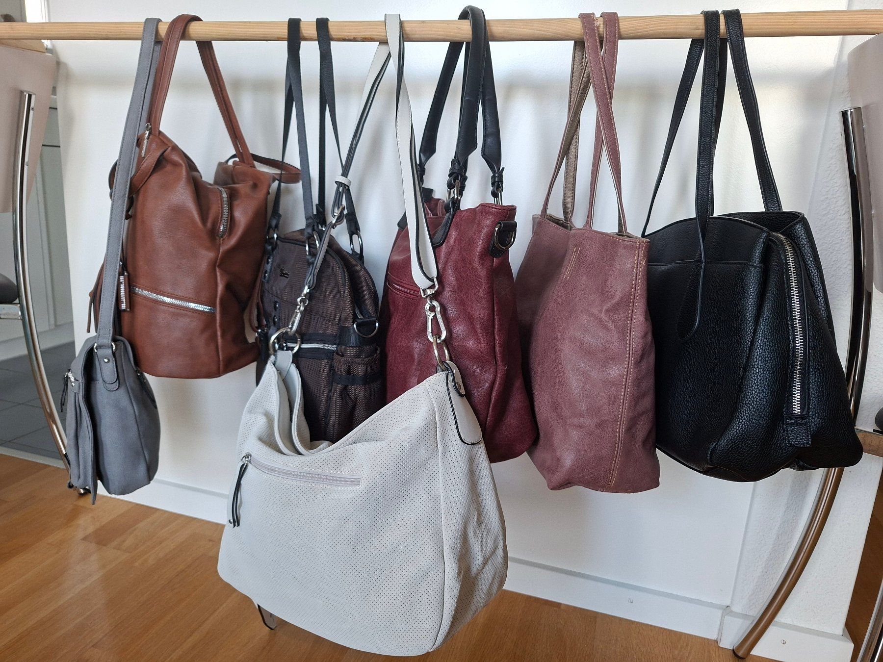 Sacs femmes: Handtasche – D'occasion à Sempach Station par Pirindy8 1
