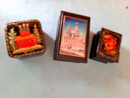 Boîtes Laquée Miniatures Russes, peintures à la main 47