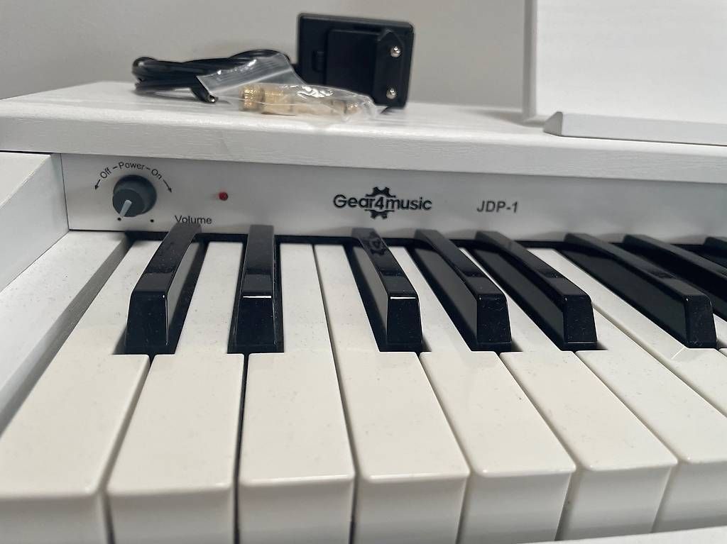 Musikinstrumente: Junior Digital Piano & Hocker / Kinderpiano / Klavier – Gebraucht aus Lengnau AG von Attila74 4