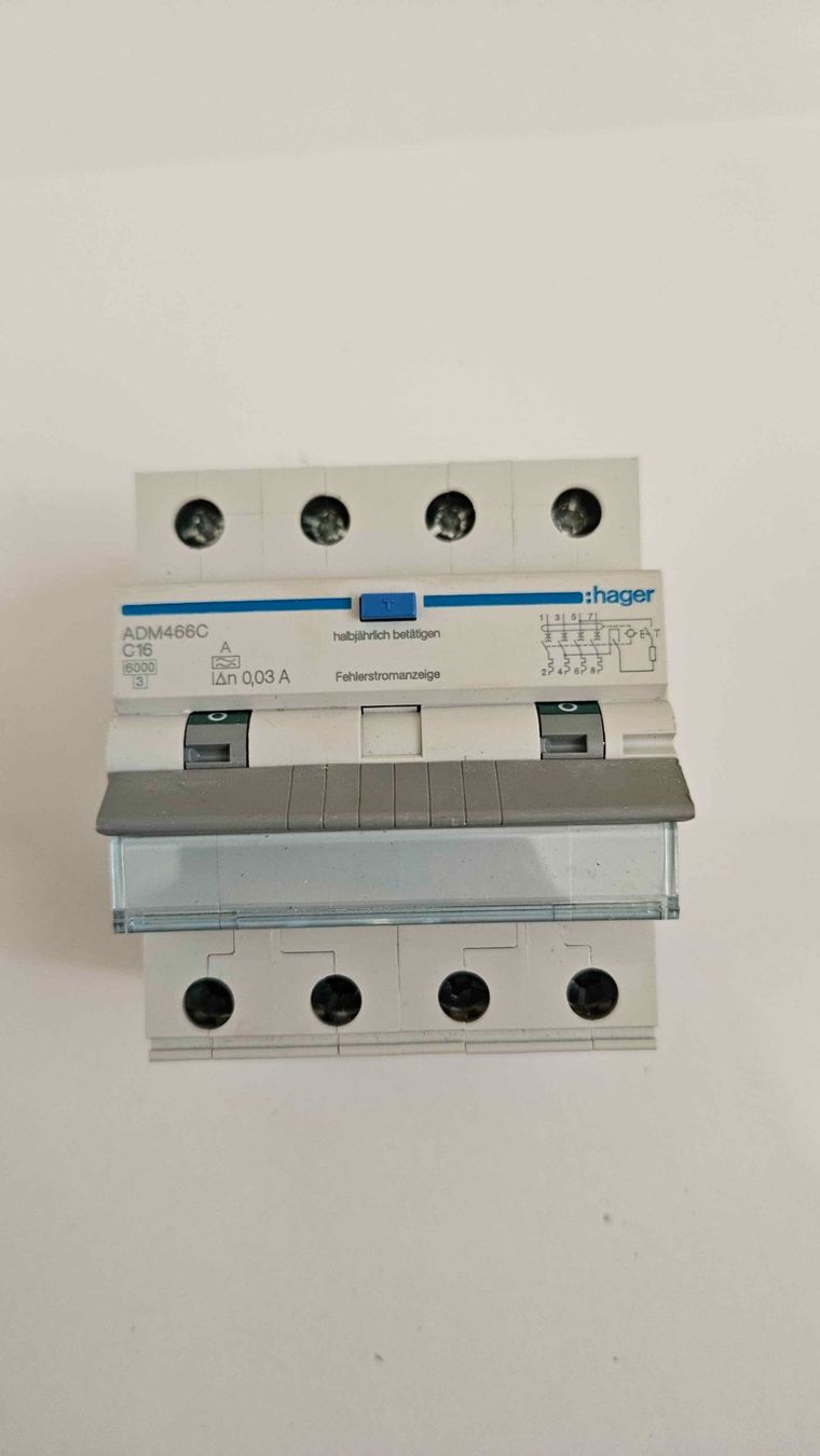 Hager Alimentazione elettrica: Hager ADM466C FI/LS – Nuovo (secondo la descrizione) da Buochs venduto da D.Scheuber 1