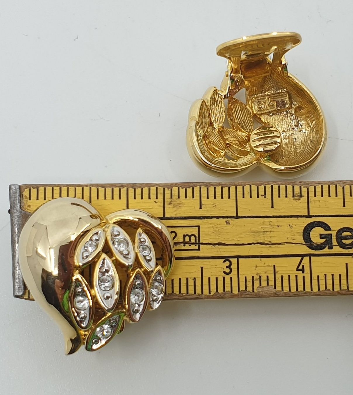 Ohrringe & -stecker: Ohrclips Soleil – Gebraucht aus Emmen von magelan 4