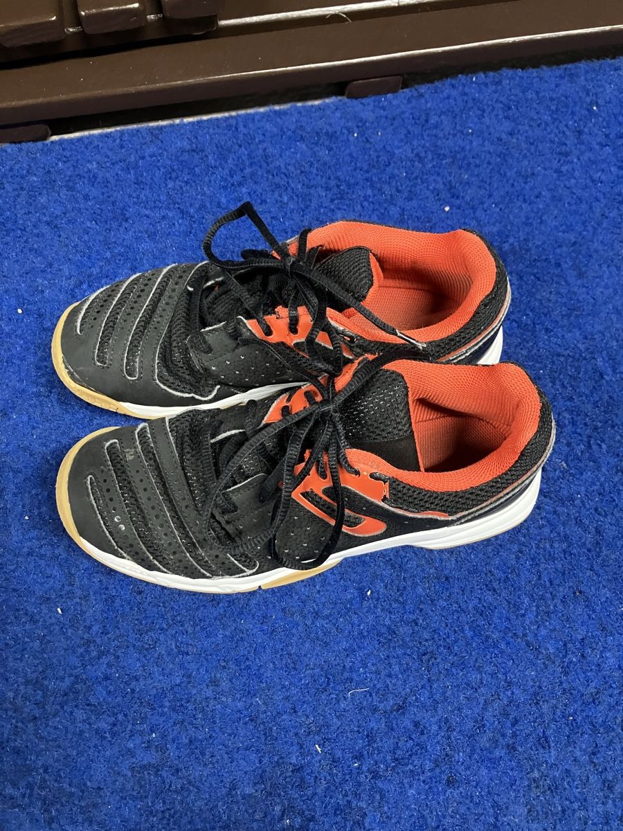Adidas Scarpe per ragazzi: Adidasschuhe gr. 36 – Usato da Frauenfeld venduto da Cat- 1