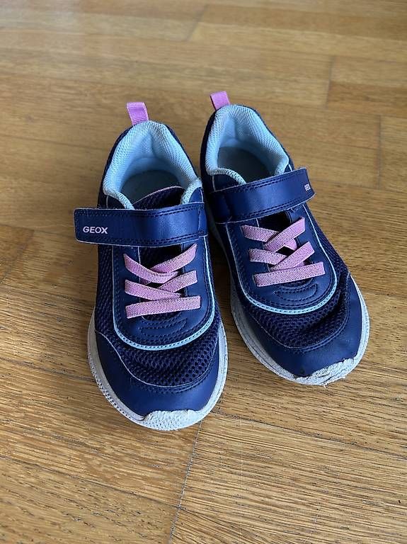 Geox Schuhe für Mädchen: Sneakers Geox Gr 32 – Gebraucht aus Luzern von sarafina2