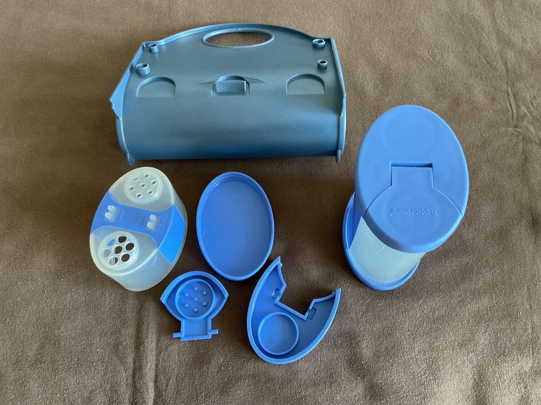 Tupperware Contenitori & Simili: Set, Gewürzstreuer, Tupperware, 9-teilig, NEU – Nuovo (secondo la descrizione) da Regensdorf venduto da Polo101