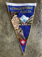 Vierwaldstättersee flüelen wimpel fahne schweiz