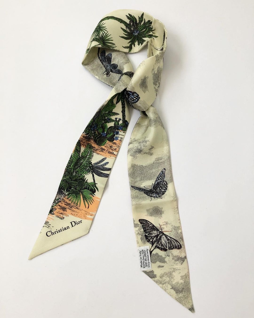 Dior Foulard & Sciarpe: Christian Dior scarf – Nuovo (secondo la descrizione) da Pregassona venduto da Reluxuryspace 2