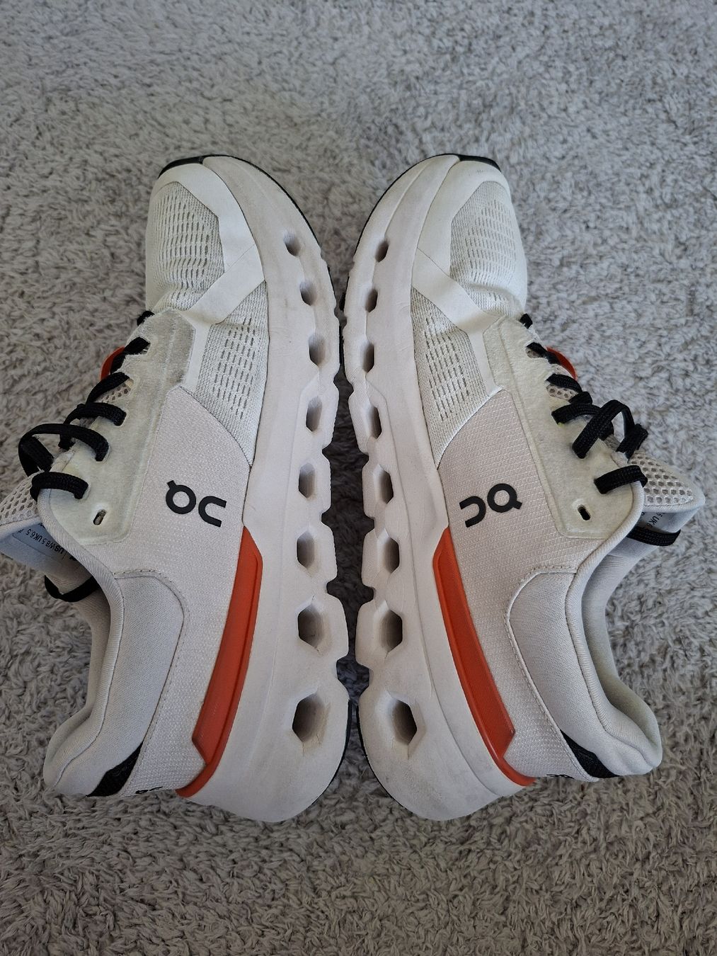 On Scarpe da uomo: Chaussures On Running Cloudrunner blanc orange taille 40 – Usato da Renens VD venduto da ser_j2fn