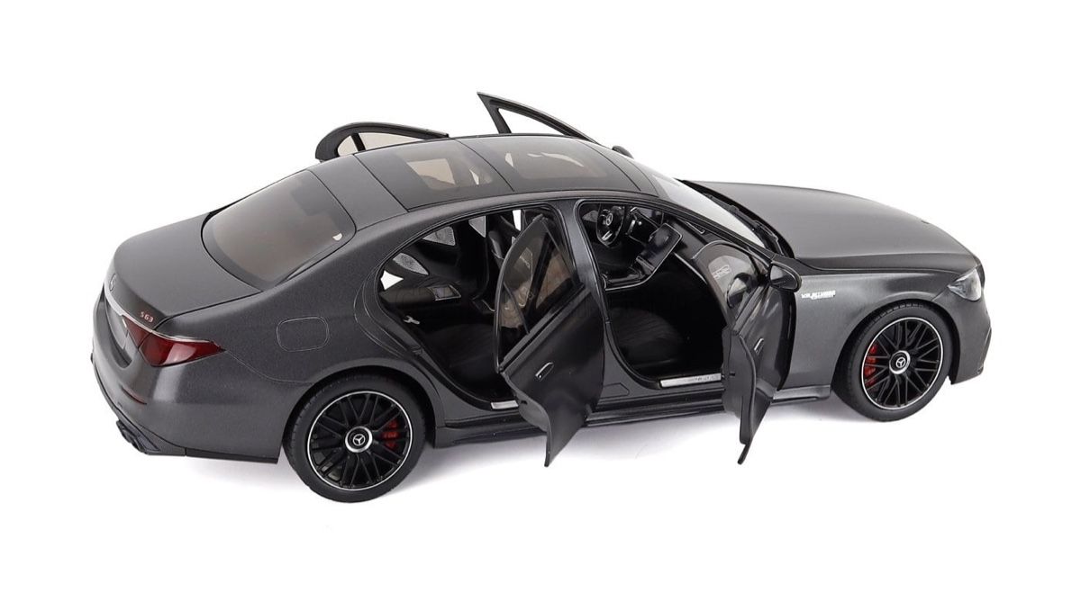 Mercedes-Benz Modellini d'auto: 1:18 Mercedes-Benz S63 AMG E Performance – Nuovo e nell'imballaggio originale da Baar venduto da Cai 2