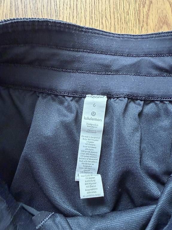 Pantaloni: Lululemon Shorts – Usato da Arlesheim venduto da ann_tnc9 1