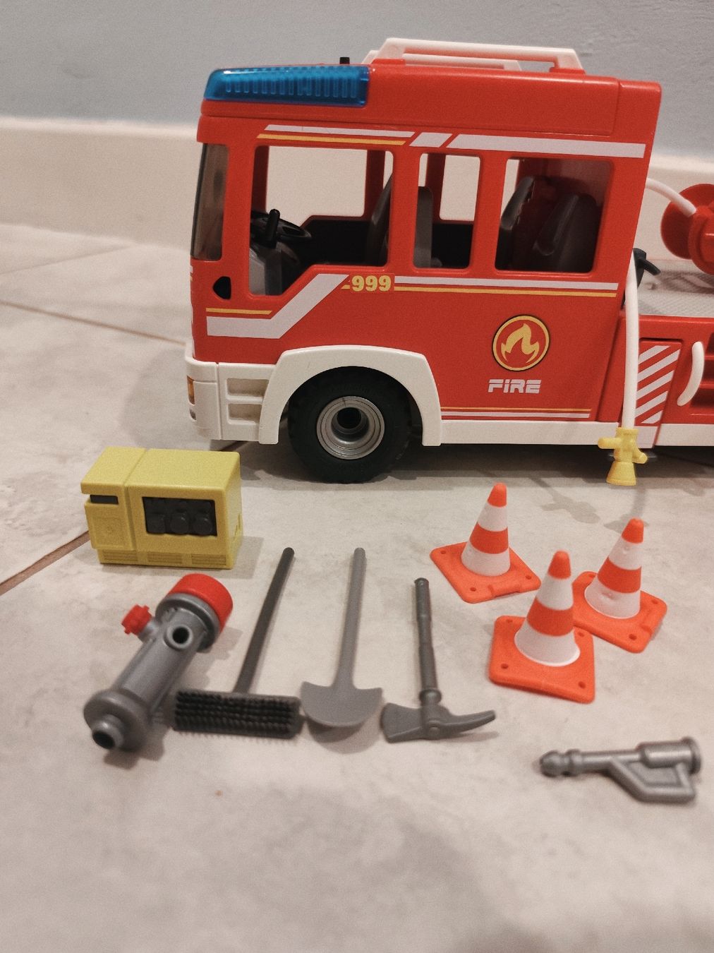Playmobil Giocattoli: Playmobil Feuerwehrauto Set  – Usato da Hittnau venduto da Britta06 2