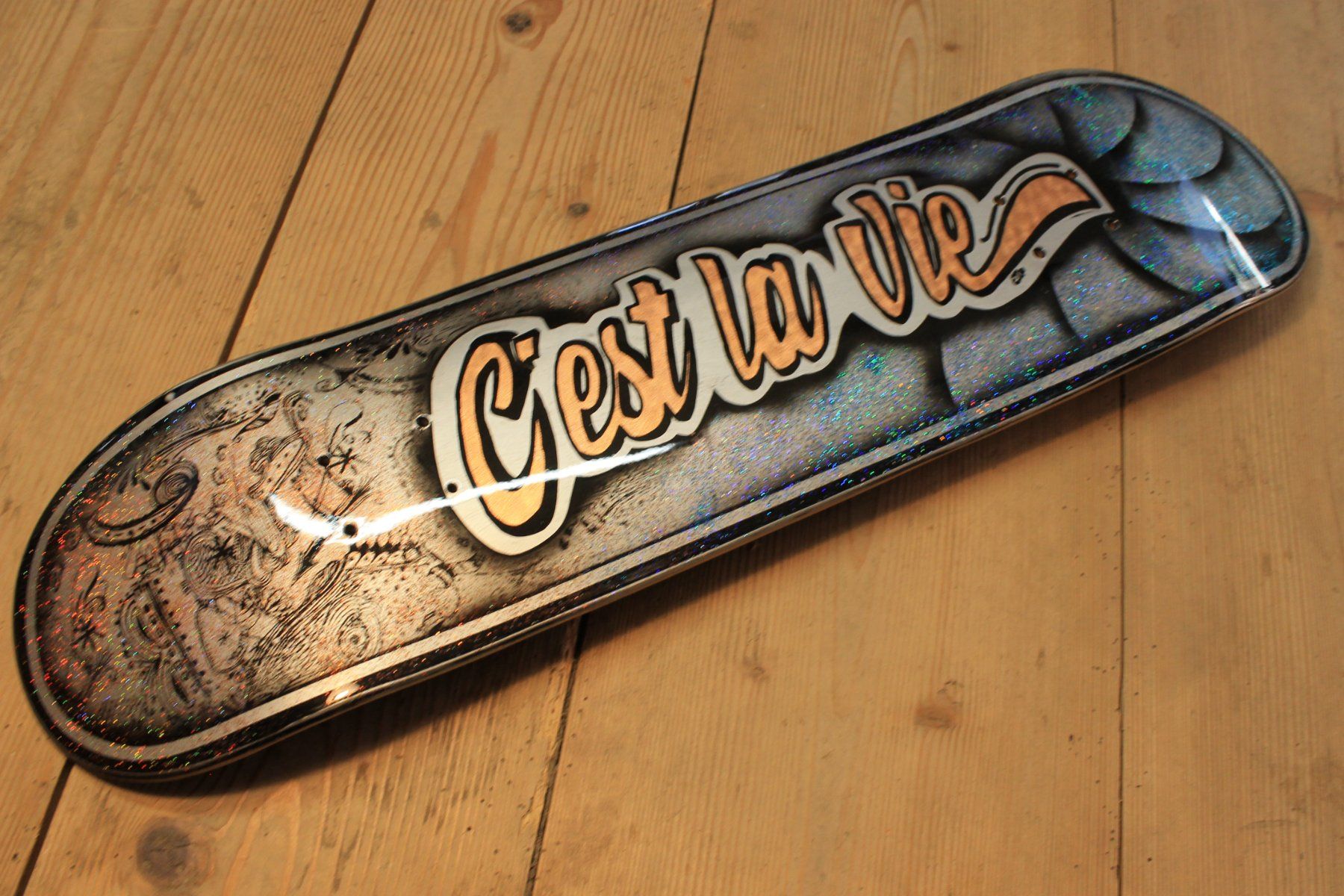 Skateboards: " Cèst la Vie " Skateboard  Deck ENUFF, Unikat, Handmade CH – Usato da Willisau venduto da Pzm81 1