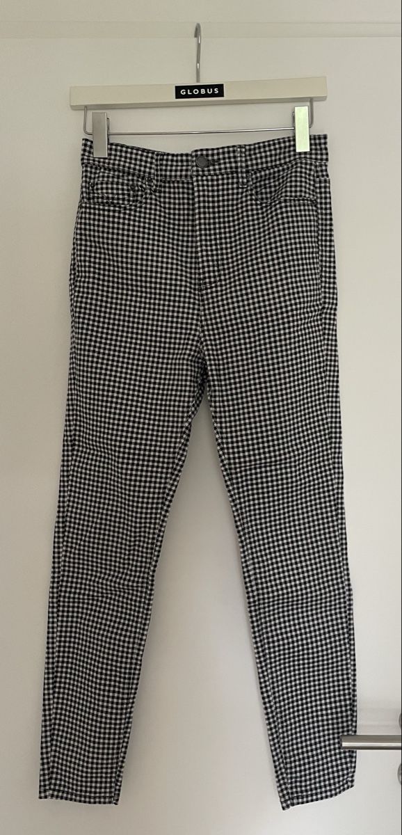 Stradivarius Pantalons: Hose von Stradivarius – D'occasion à Horw par Spi8992