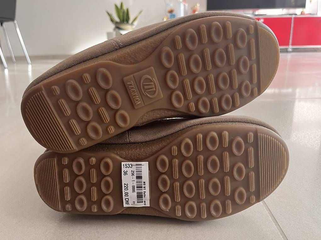 Scarpe da uomo: Moon Boot Butter II NEU Gr. 36 Winterschuhe – Usato da Niederwangen BE venduto da mcp_l62p 1