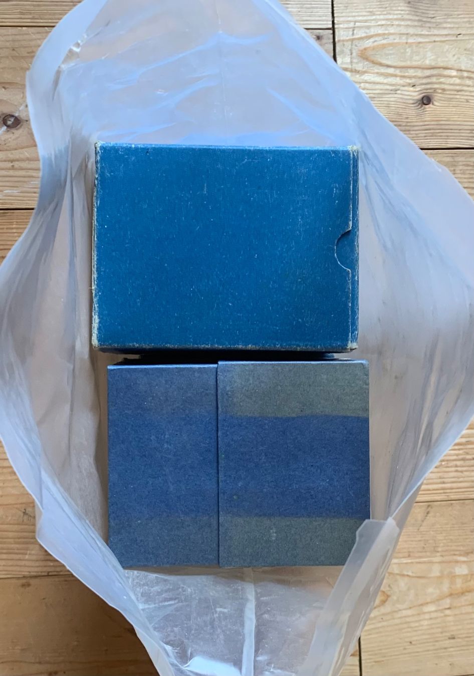 Bougies: Packung mit 10 Schachteln Kerzen der CH Armee – D'occasion à Goldingen par Bergler012 2