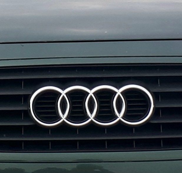 Audi Automobili: Audi TT Roadster 1.8 – Usato da Horw venduto da Rock64 5