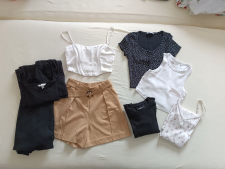 8 teiliges Mädchen / Damen Kleider Set Grösse XS