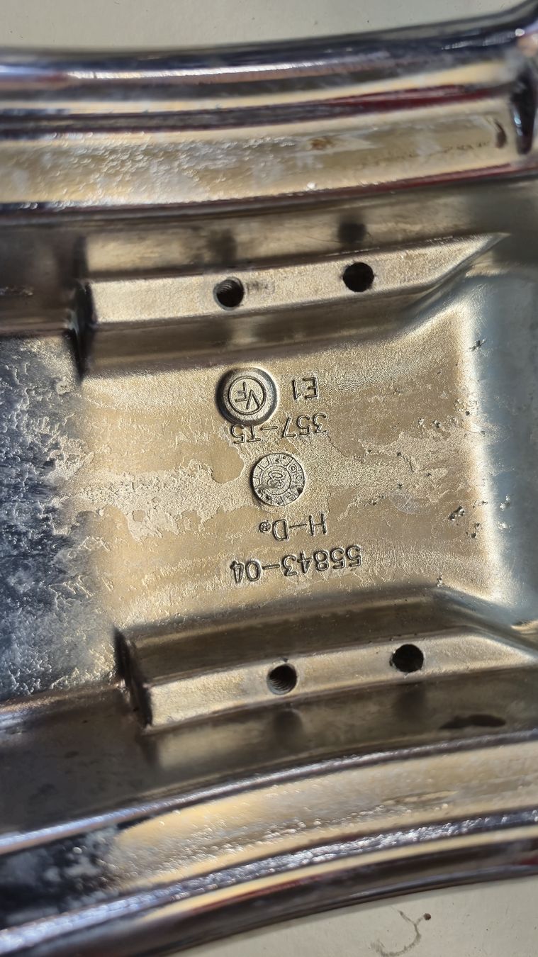 Harley-Davidson Tutti i ricambio per moto: bloc riser pour Sportster 1200Custom Harley-Davidson  – Difettoso da Cousset venduto da maurerjohann 3