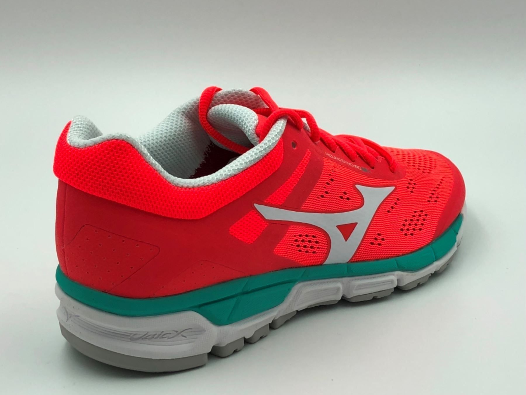 Mizuno Scarpe da donna: Mizuno Synchro MX2 Running Gr. 38 – Nuovo e nell'imballaggio originale da Spreitenbach venduto da Opfikoner1 1