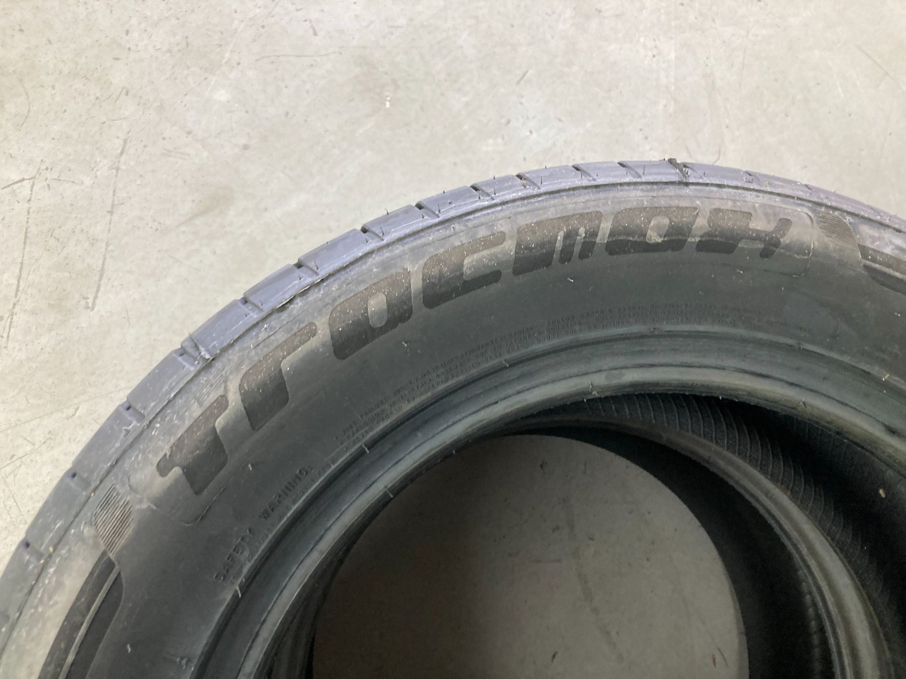 Pneus & Kompletträder: 235/55R17 Sommerpneu – Neu und originalverpackt aus Cham von WB2223 1