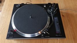 Tourne discque / platine Vinyle / Turntable / Plattenspieler