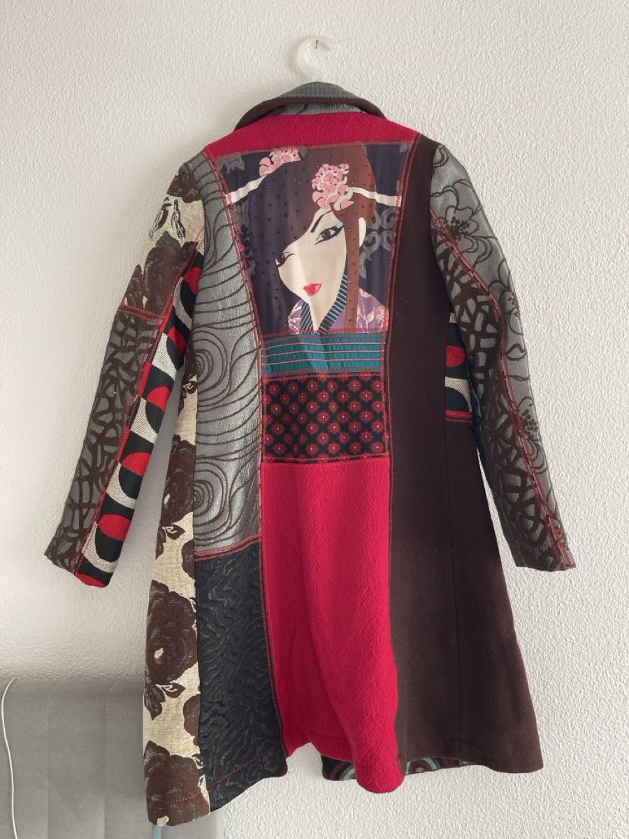 Cappotti: Desigual Patchwork Coat, Unique Design, Size S – Usato da Winterthur venduto da shp_xcc5 2
