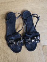 Sandales noires d'été avec des pierres décoratives, T.36