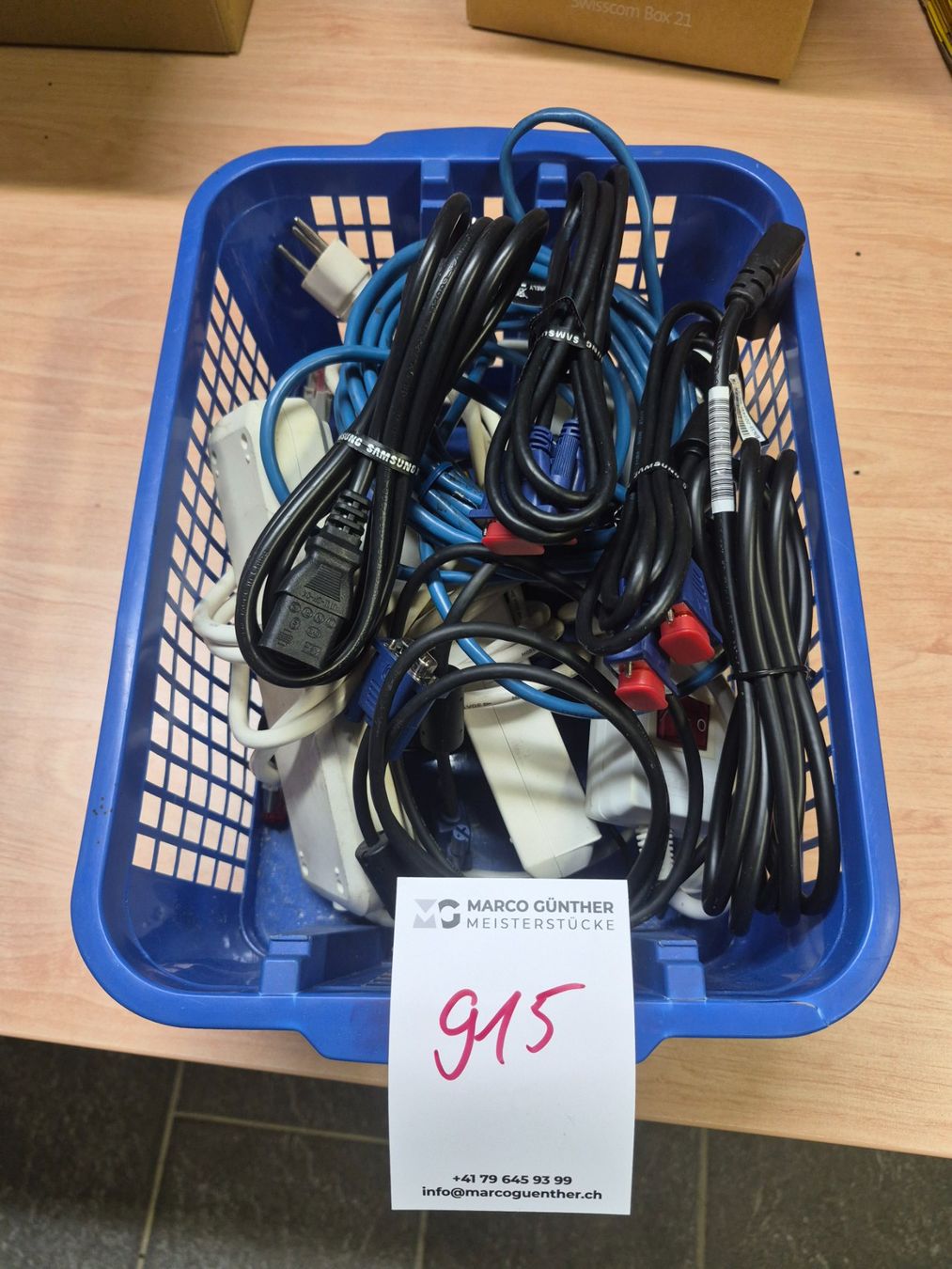 Câbles: 915 Posten diverse Kabel – D'occasion à Derendingen par Meisterstuecke 4