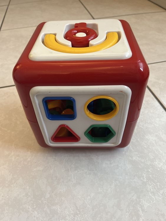 Chicco Jouets: Motorikwürfel Spielzeug für Kinder, Zahlen und Formen! – D'occasion à Emmenbrücke par Pingu014 2