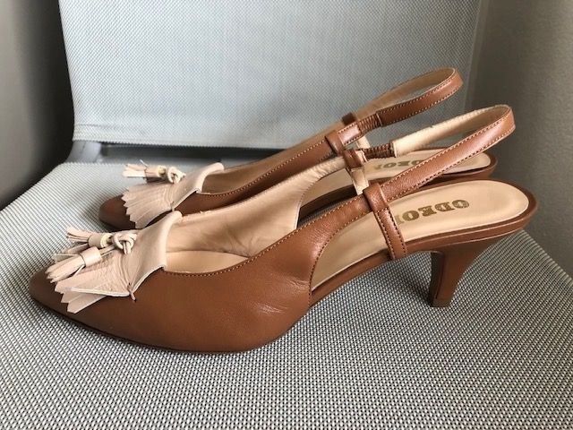 Scarpe da donna: Nuove décolleté in pelle No.40 – Nuovo (secondo la descrizione) da Davesco-Soragno venduto da dvf_7h6d 1