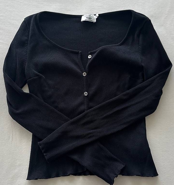 Na-kd Pulls & Sweat-shirts: Schwarzes Basic Top, Gr. XXS – D'occasion à Wattenwil par nid_p9fx