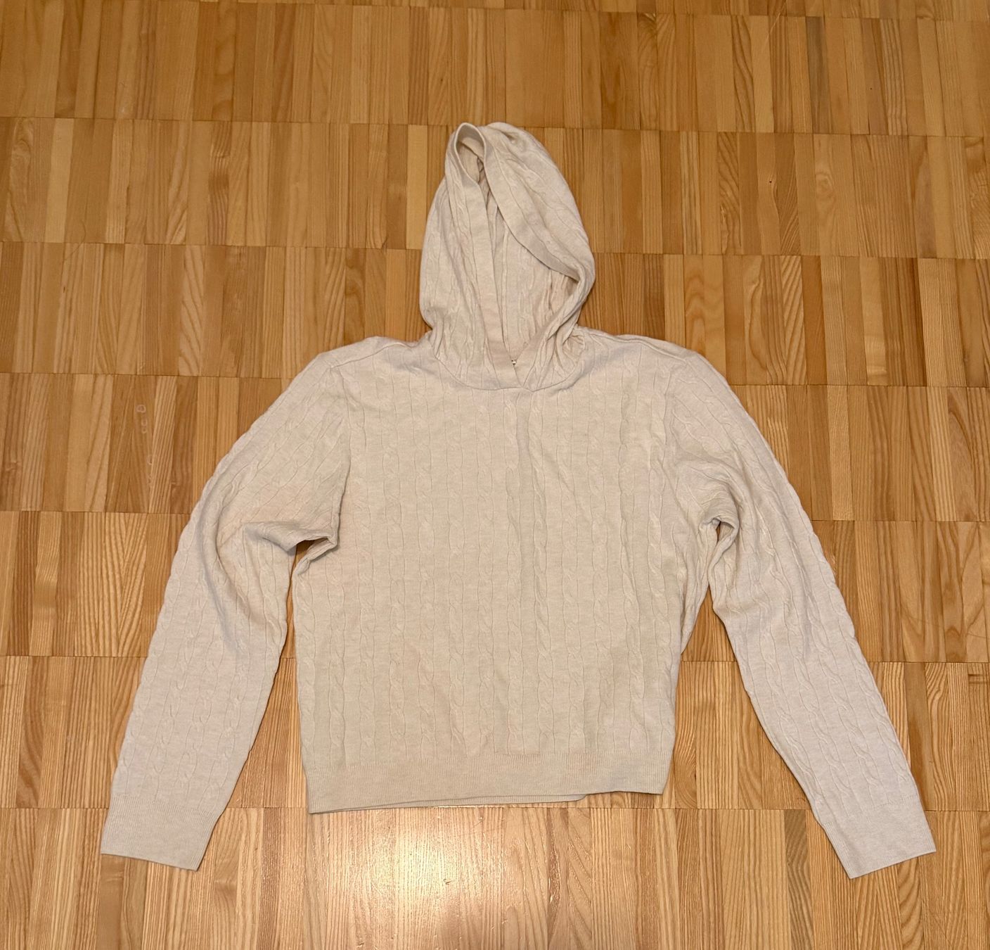 Uniqlo Maglioni & Felpe: Pullover von Uniqlo – Usato da Regensdorf venduto da sel_y7fd