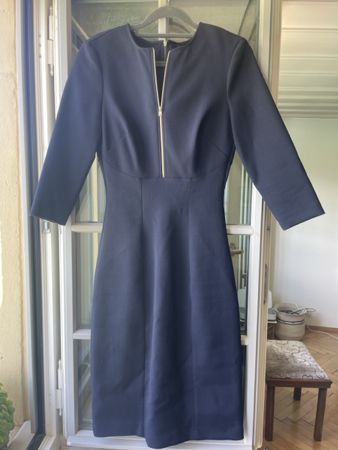 Elegantes Etuikleid von TARA JARMON in Grösse FR38, navyblau