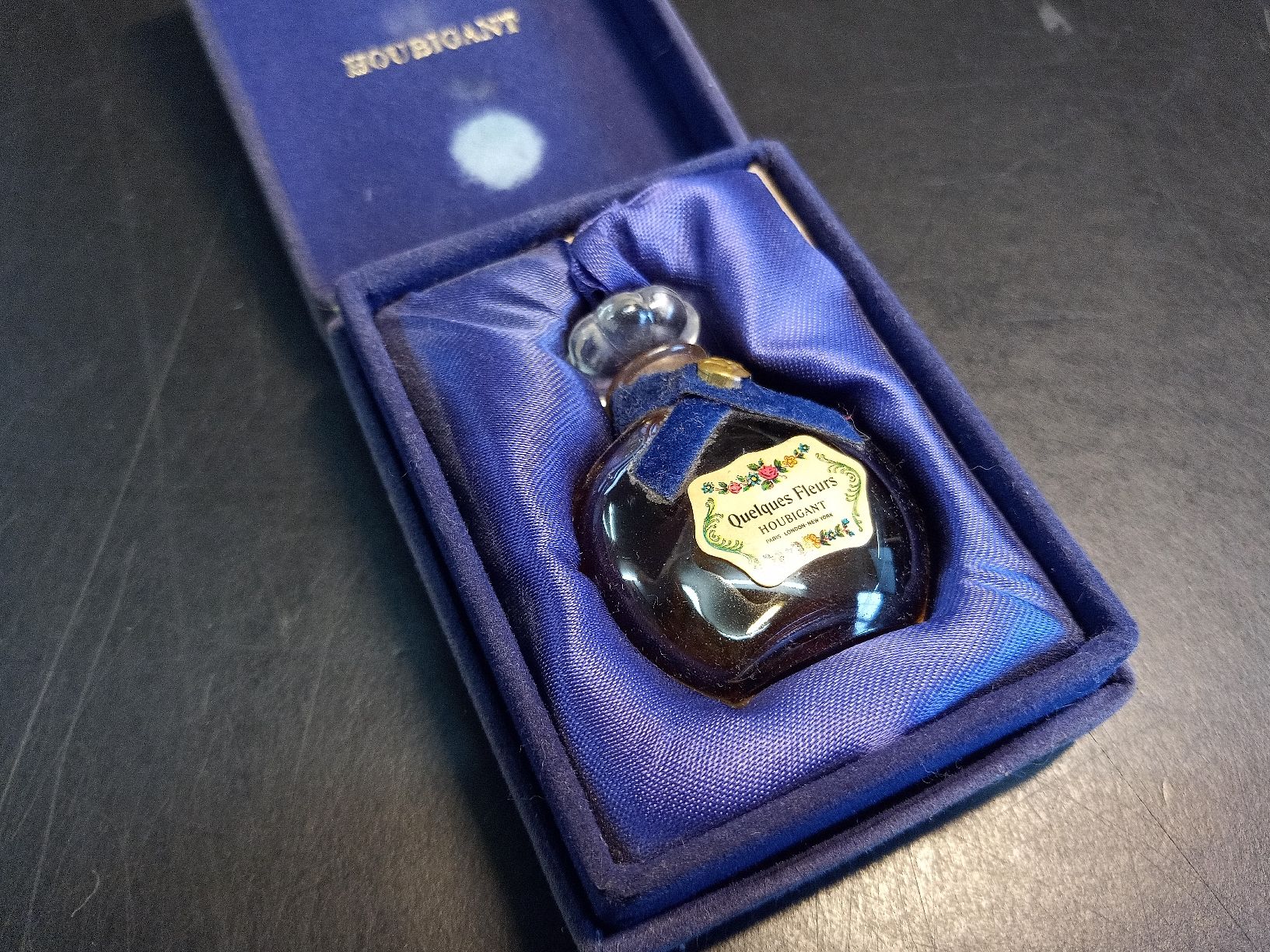 Profumi & Eau de Toilette: Houbigant Quelques Fleurs Parfum – Usato da Reiden venduto da Zofi-Brocki 1