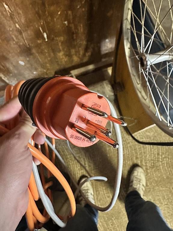 Motori: Moulin à Malt avec moteur électrique  – Usato da Chavannes-de-Bogis venduto da Martial0512 4