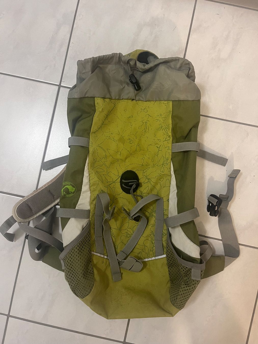 Tatonka Borse & Zaini: Tatonka Kinderrucksack – Usato da Andwil SG venduto da sas_m9tn 1