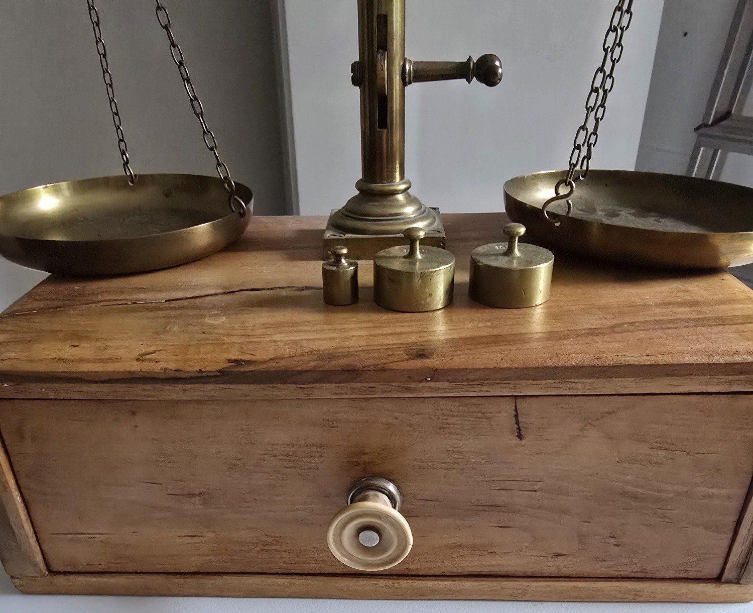 Bilance e pesi: Alte Apothekerwaage – Usato da Bergdietikon venduto da ewa1005 2