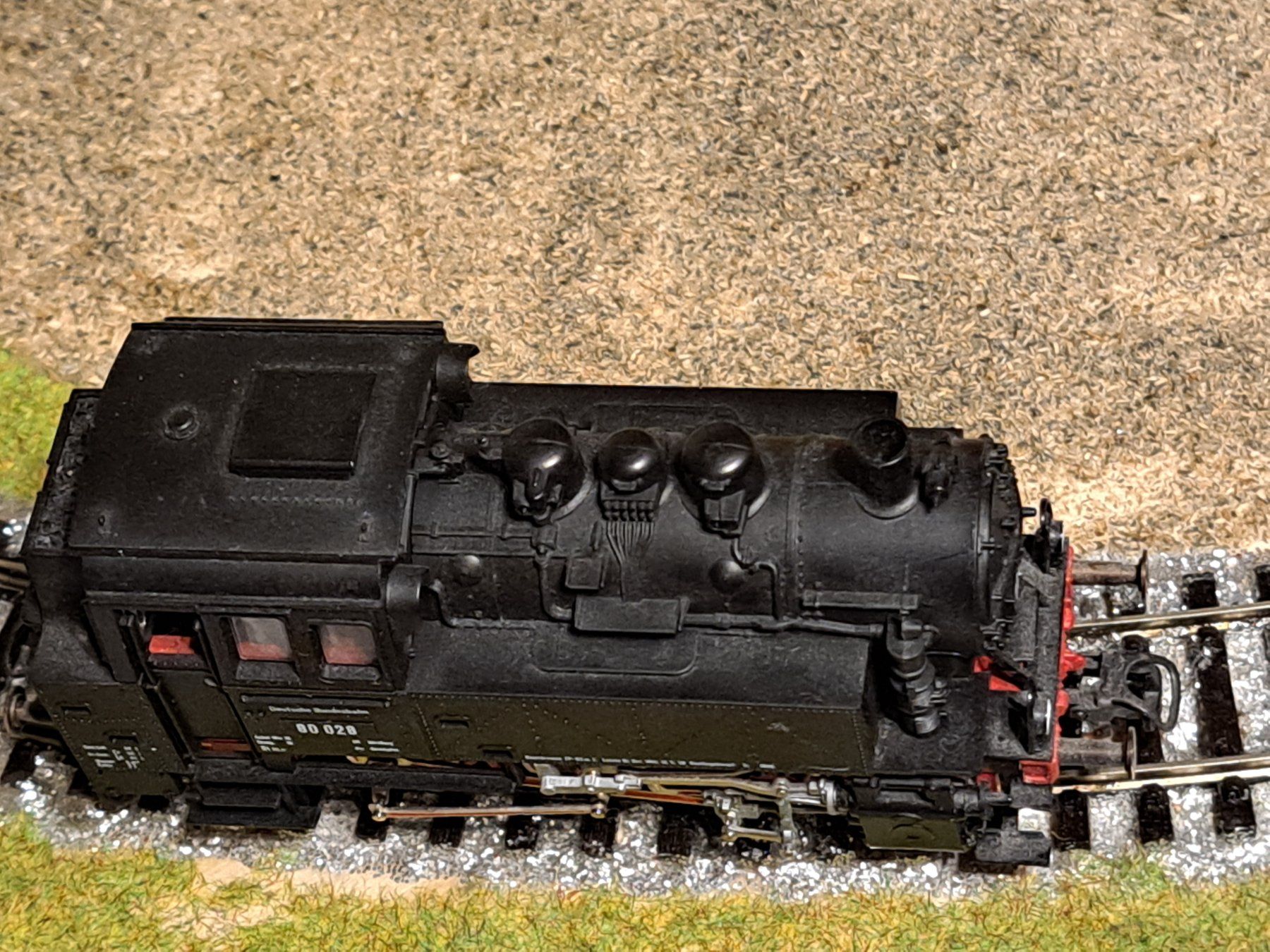 Roco Modellini di ferrovie: Damploki BR 80 von Roco in OVP – Usato da Schwanden GL venduto da roerich20 4